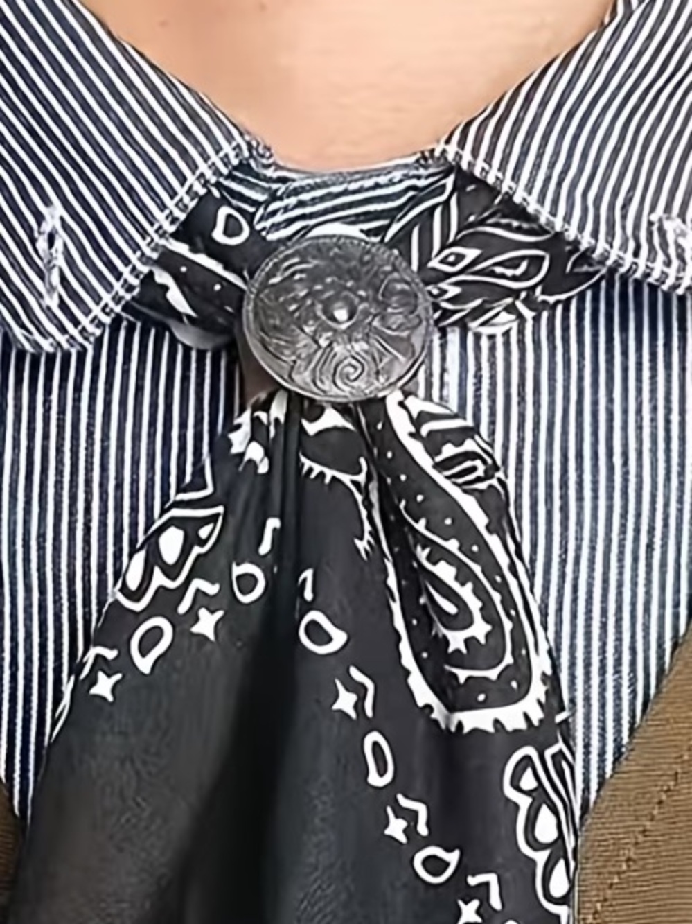 Black & Silver Concho Slide - Picture 3 of 4